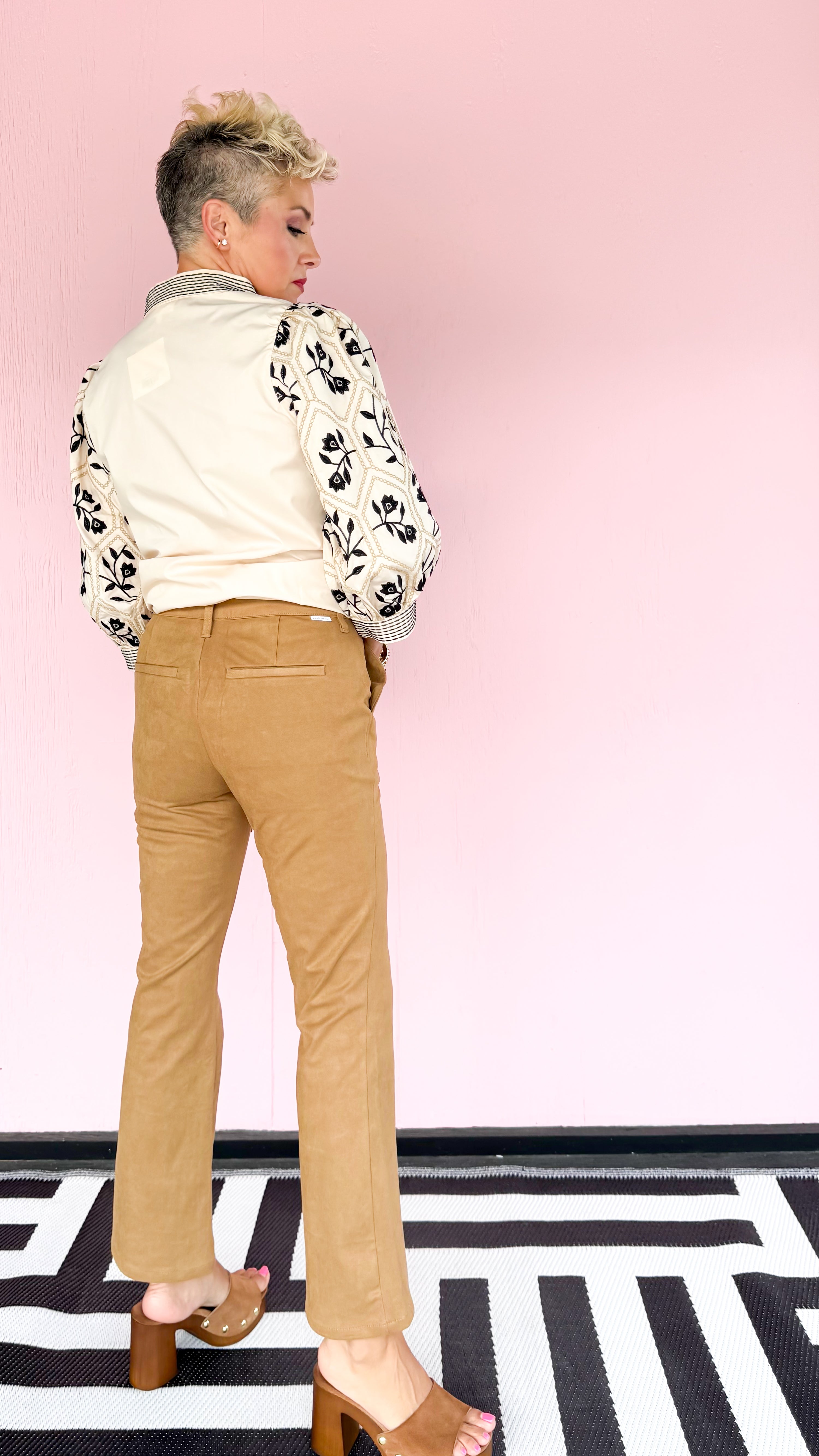 JEANE Pant Vegan Suede/Butterscotch - The BLVD