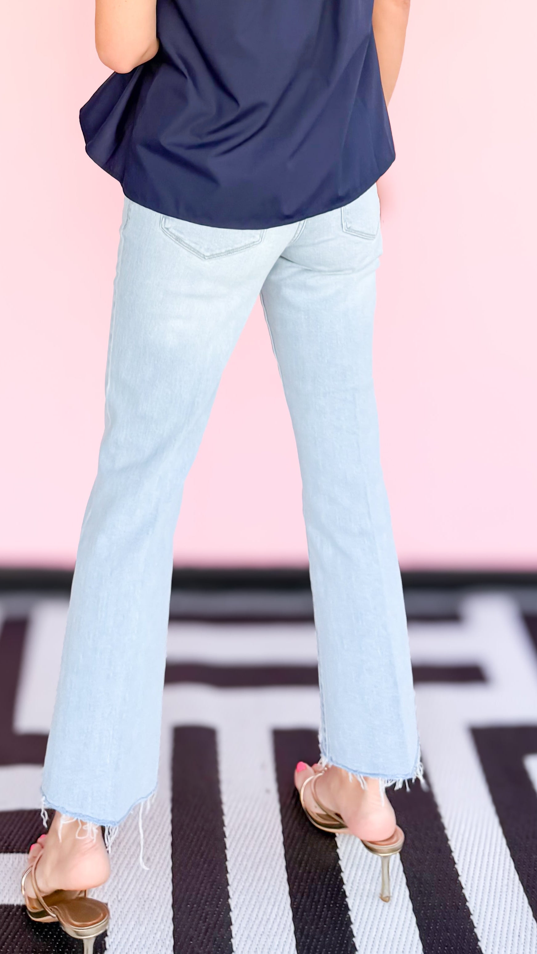 Jeanne Flare/Misty Cloud