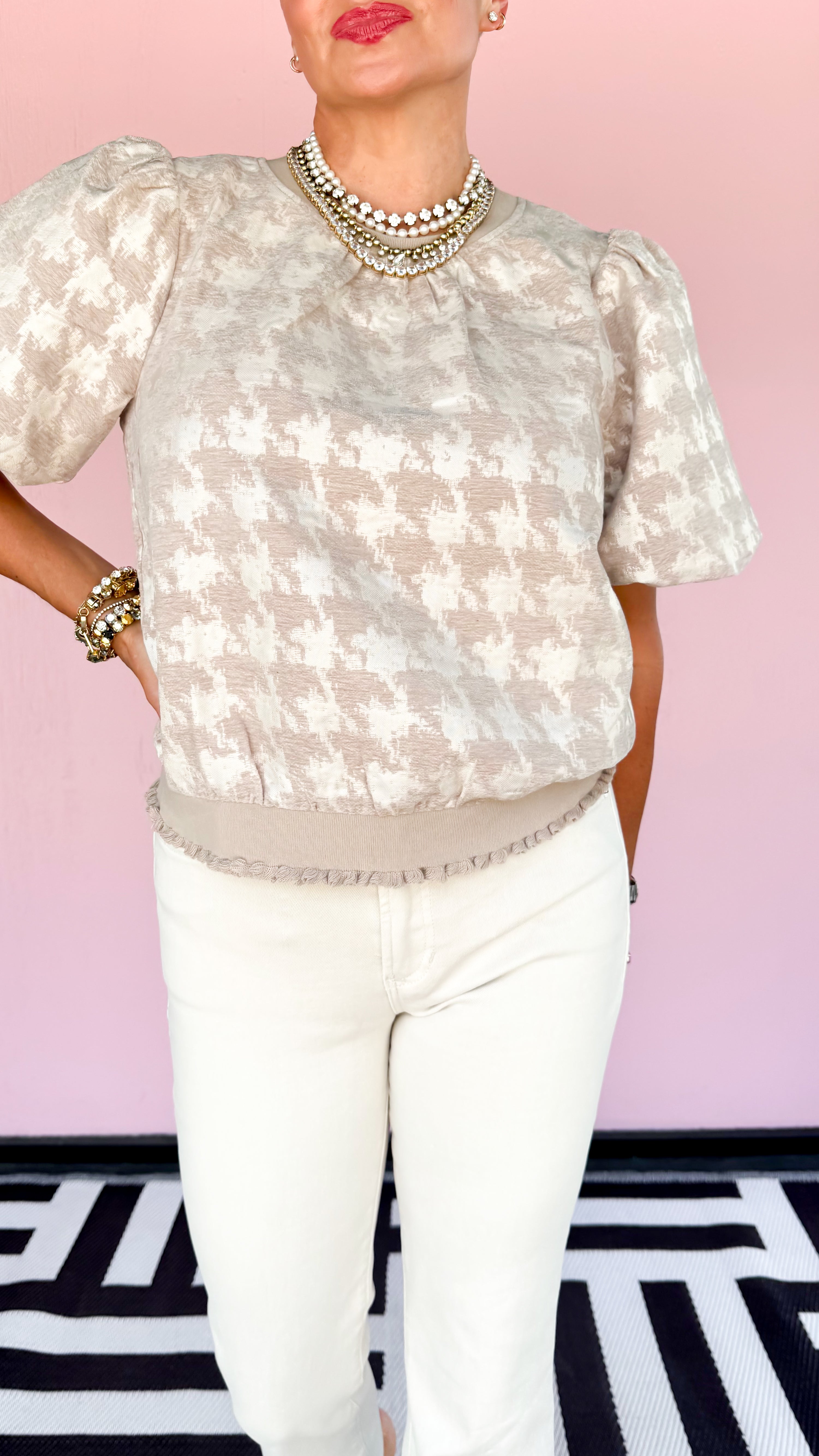Houndstooth Puffy Sleeve Top/Taupe - The BLVD