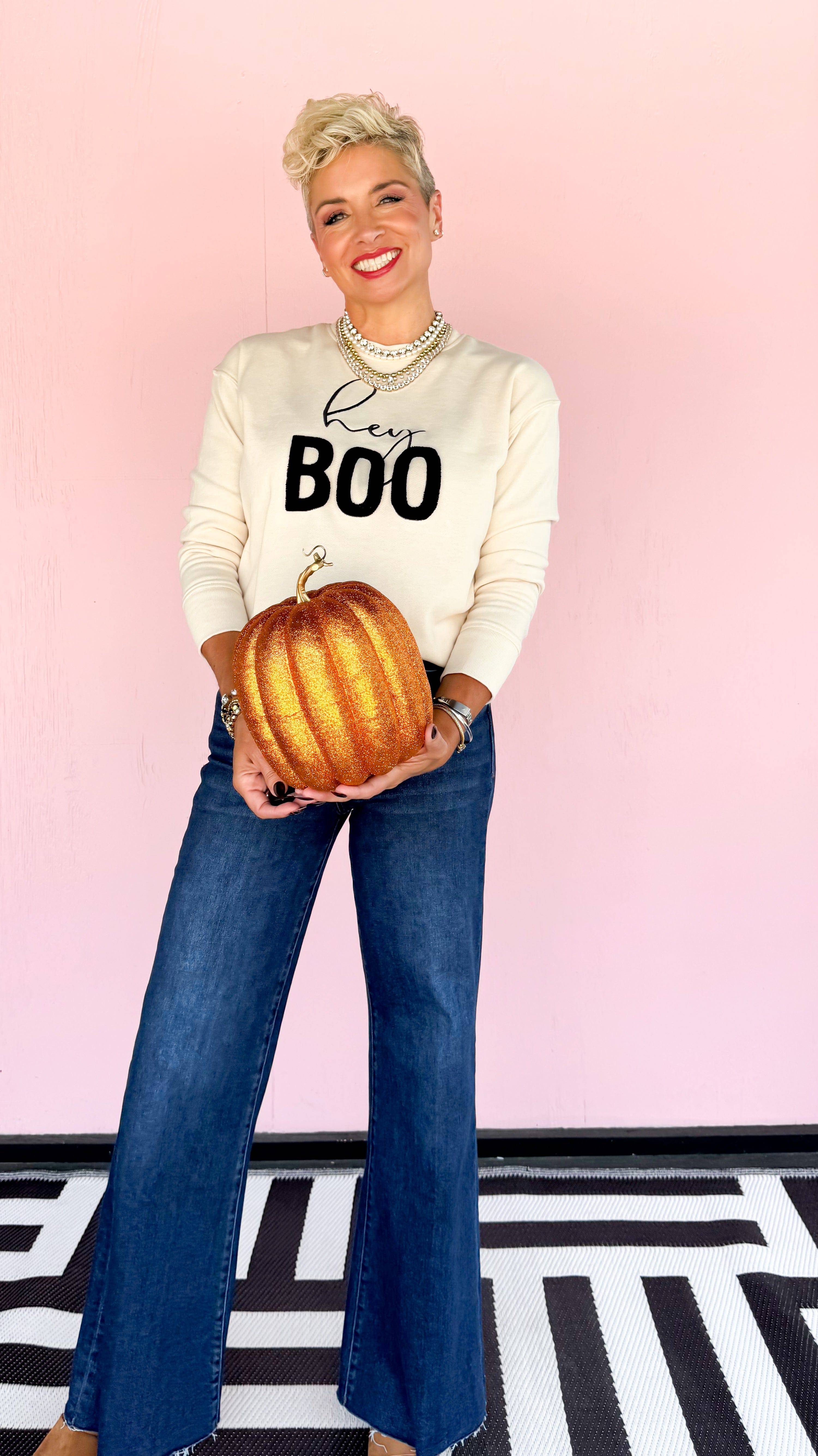 "Hey BOO" Sweatshirt Top/Cream - The BLVD