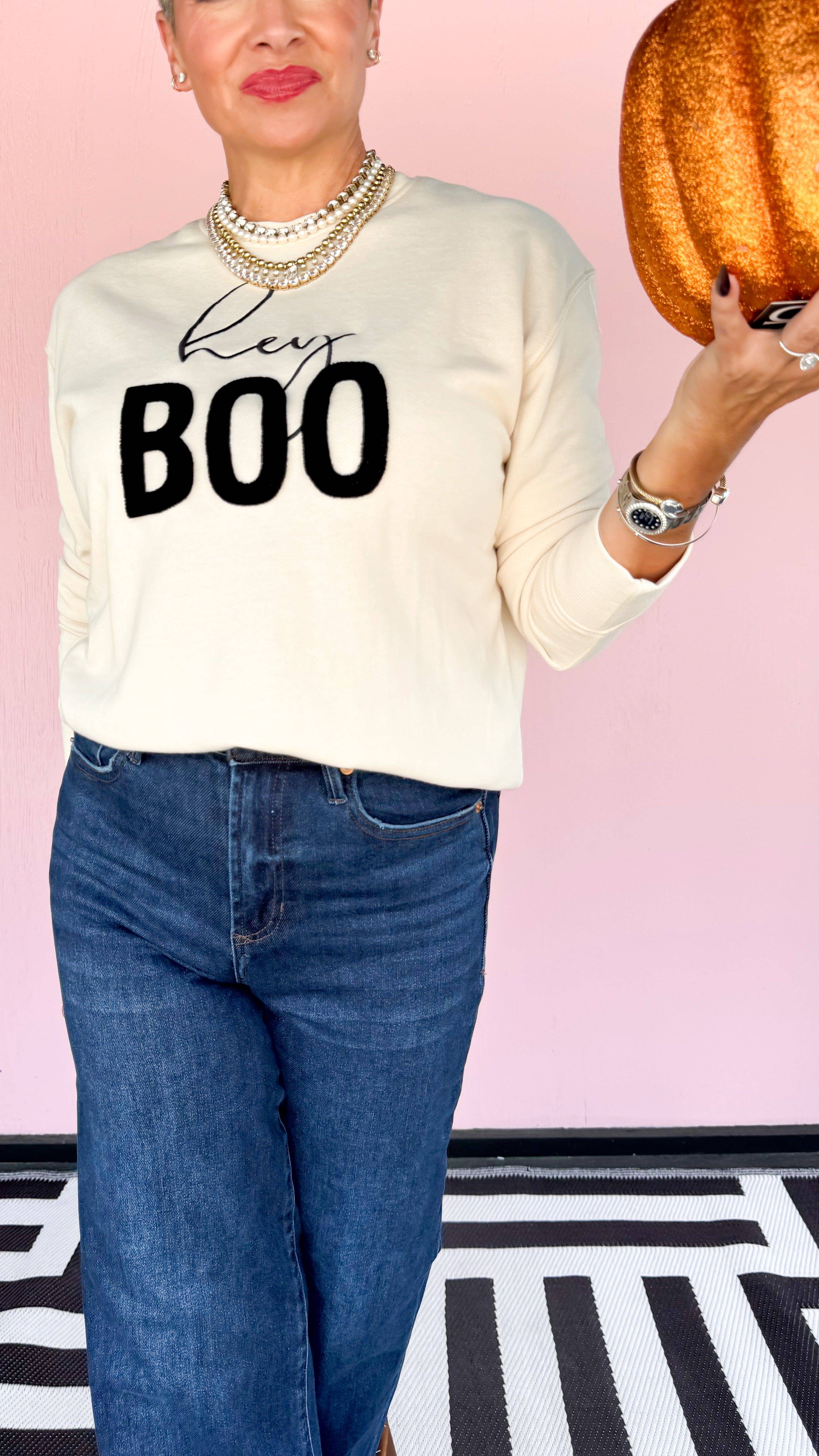 "Hey BOO" Sweatshirt Top/Cream - The BLVD
