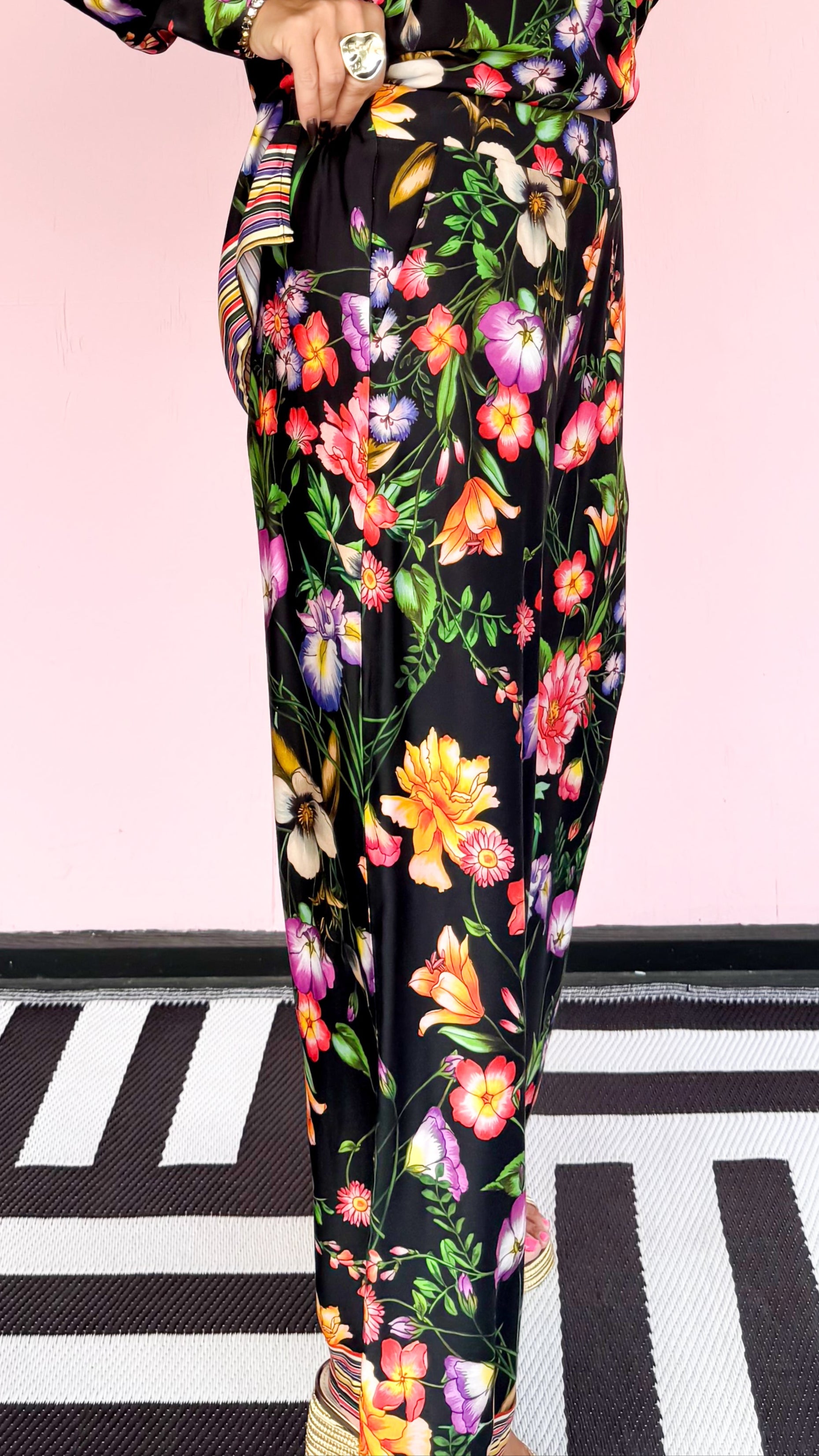Floral Pants Striped Hem/Black - The BLVD