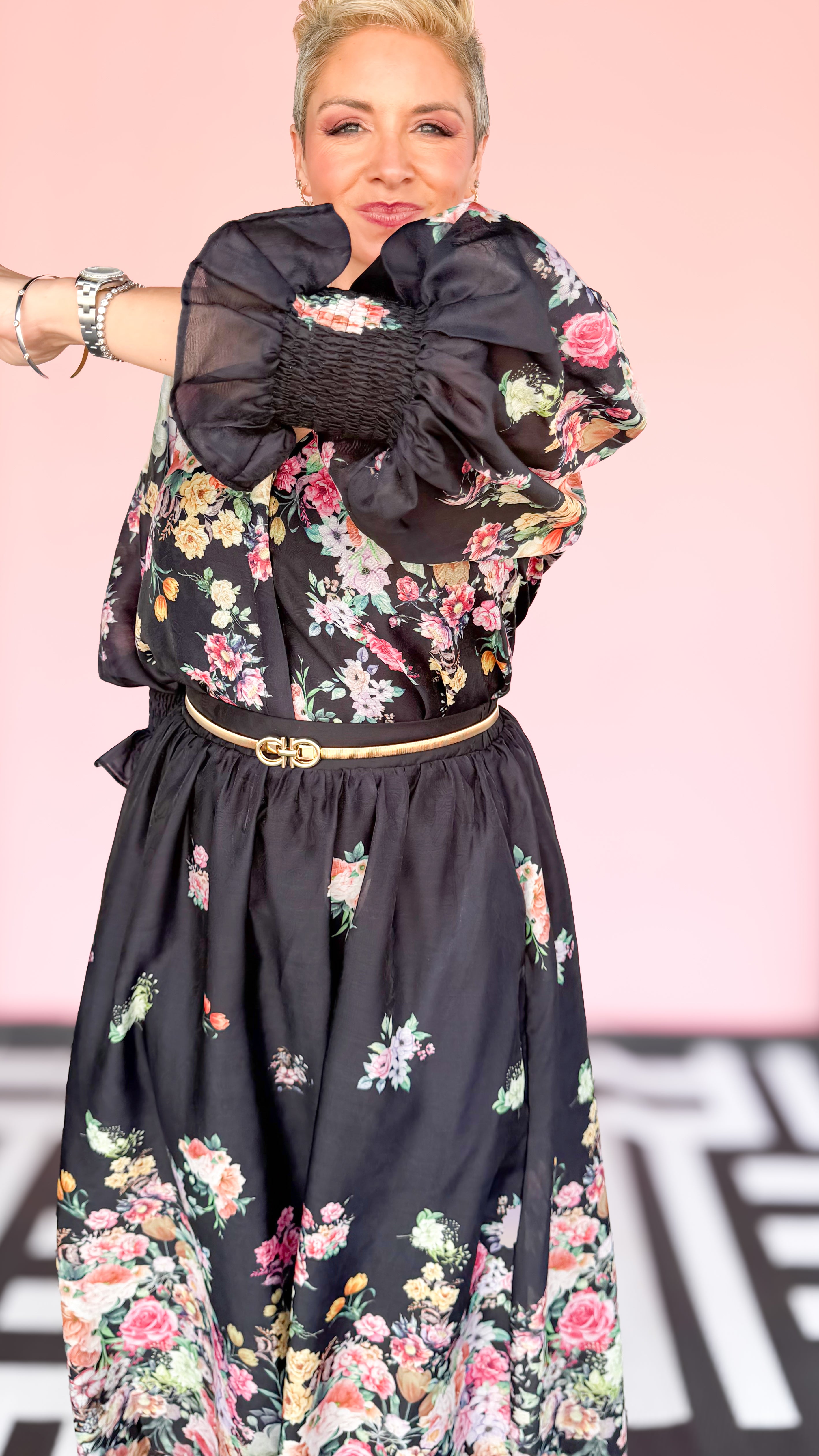 Floral Split V-Neck Blouse/Black