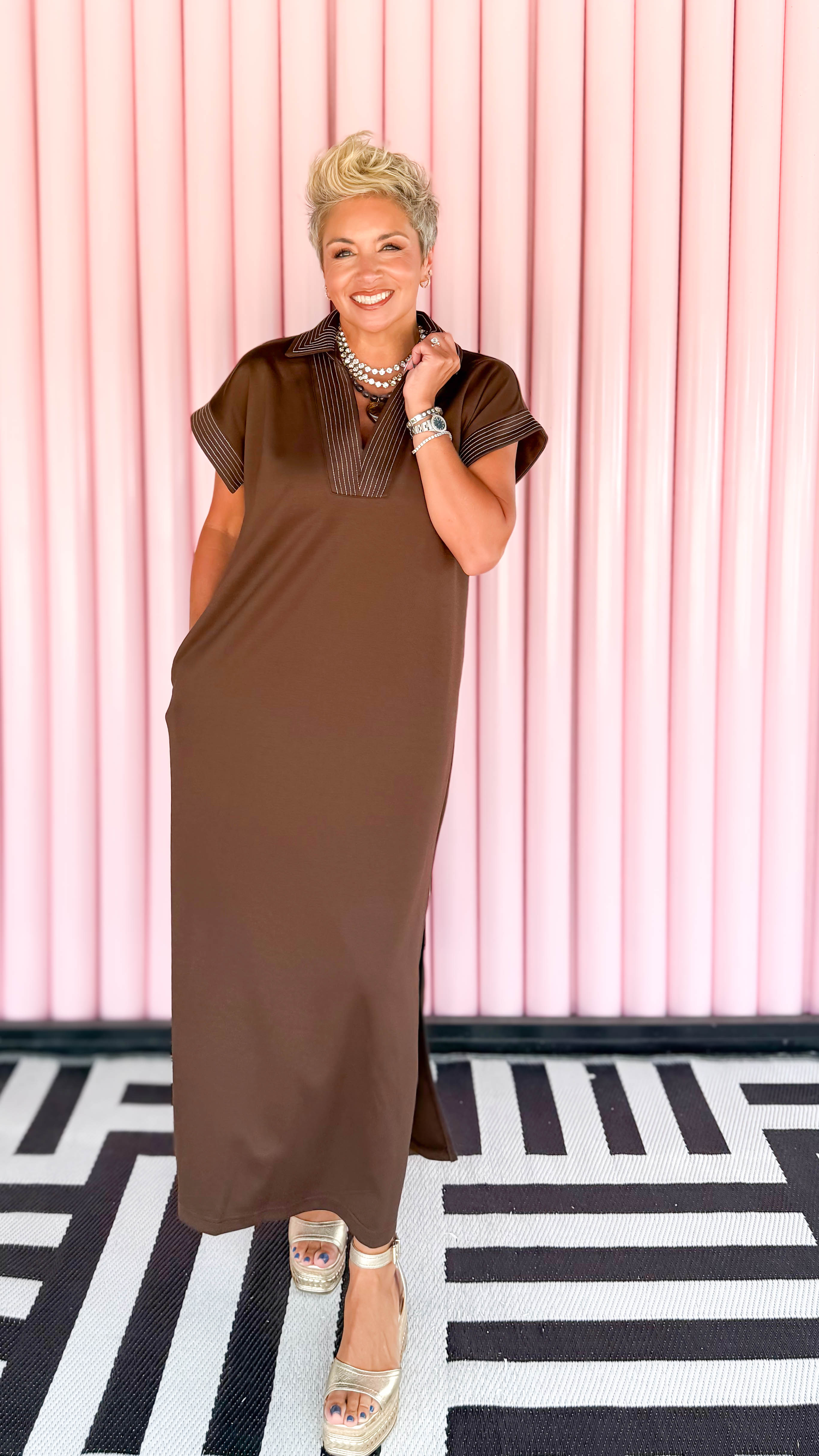 Tiffany V-Neck Dress/Brown