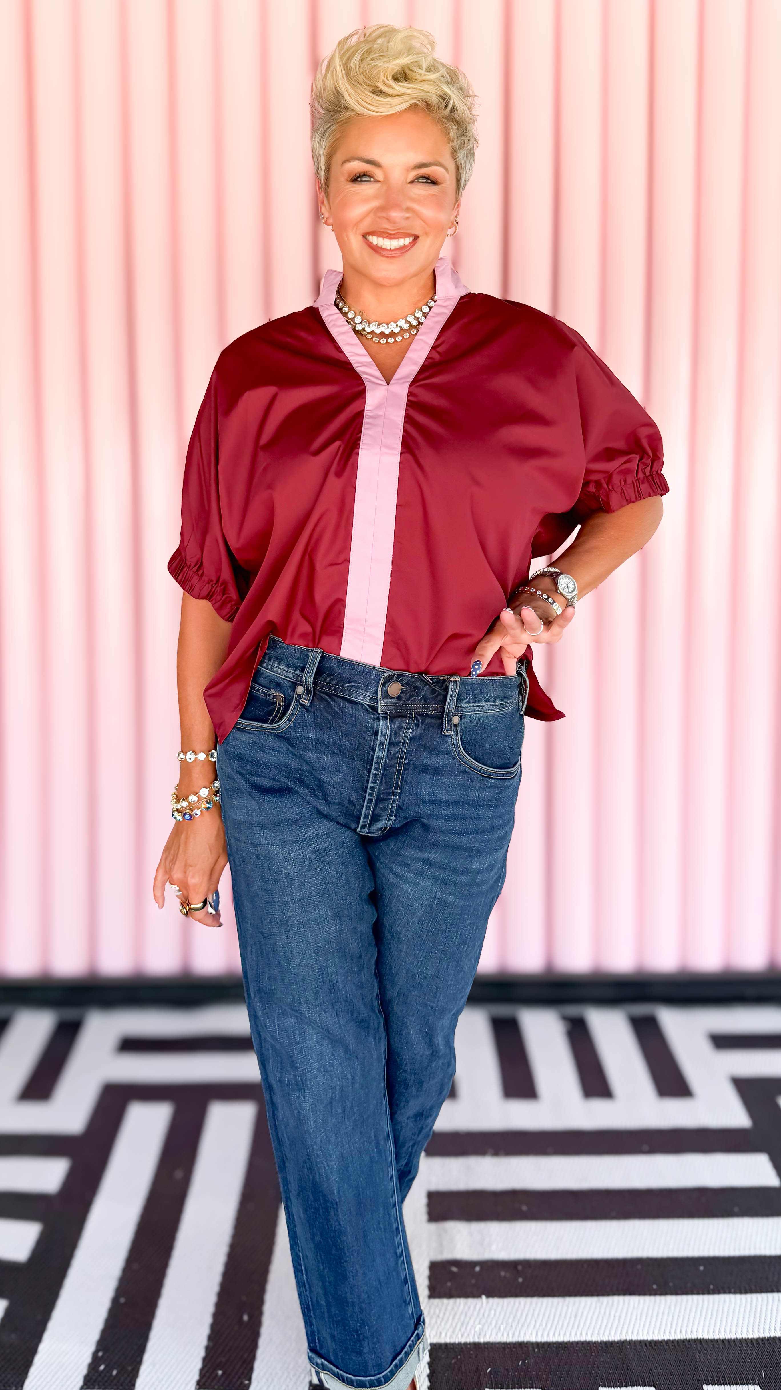 Betty V-Neck Top/Merlot