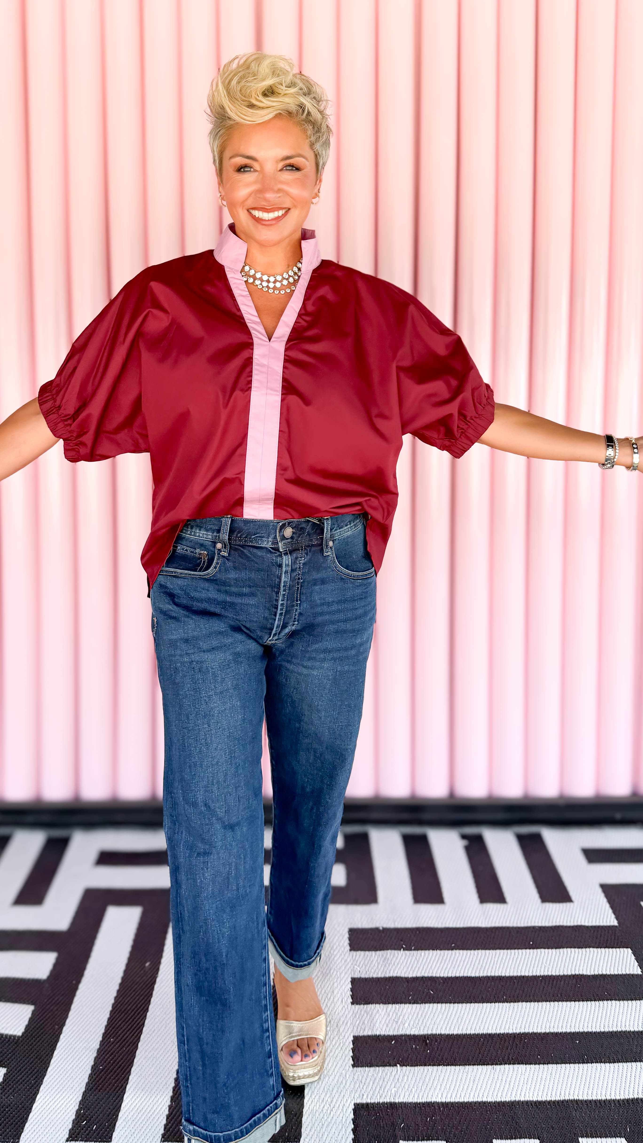 Betty V-Neck Top/Merlot