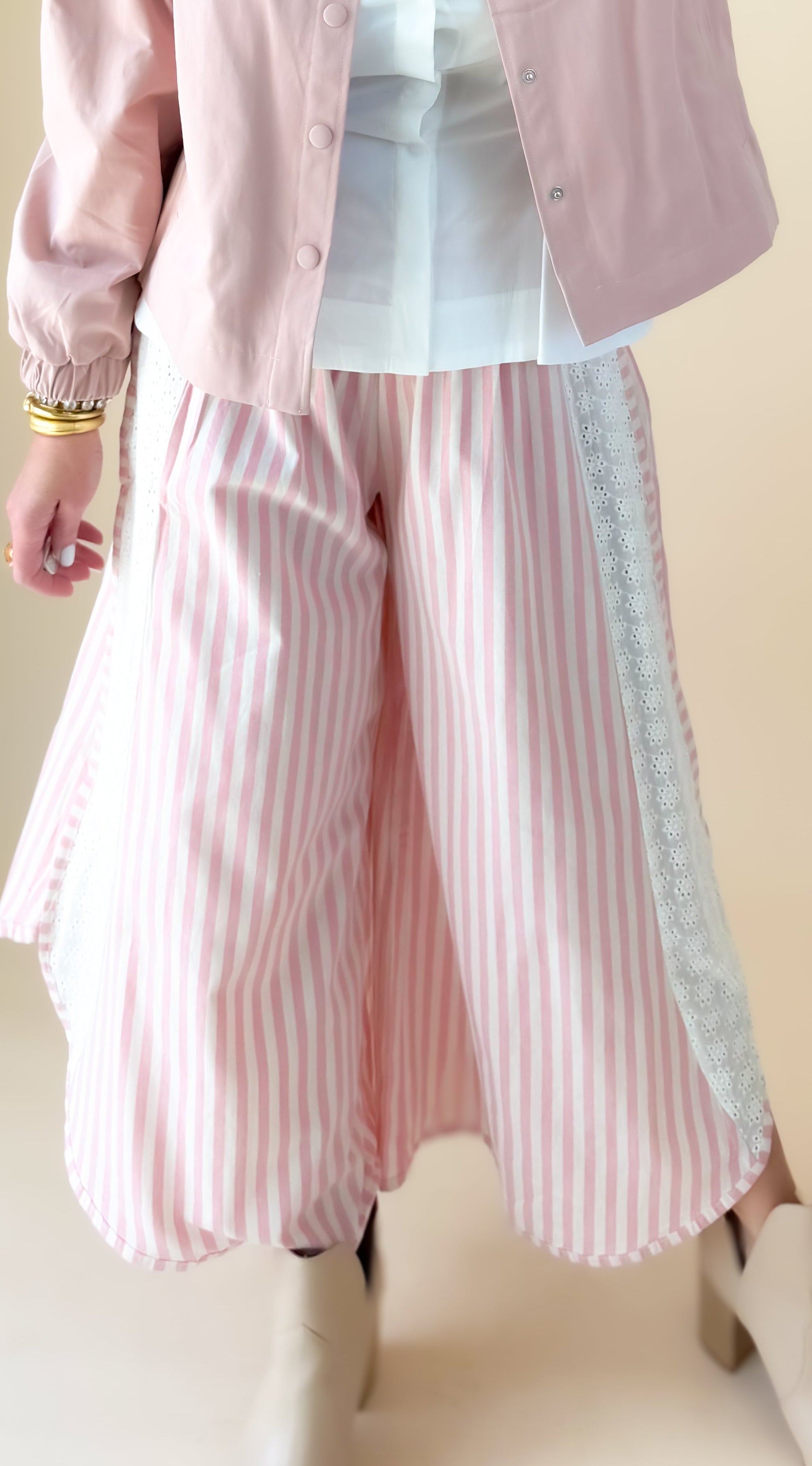 Eyelet Trim Stripe Wide Leg Pants
