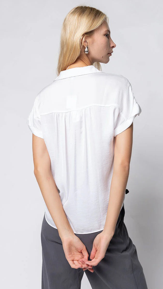 Kaitlyn Short Sleeve Blouse in White - The BLVD