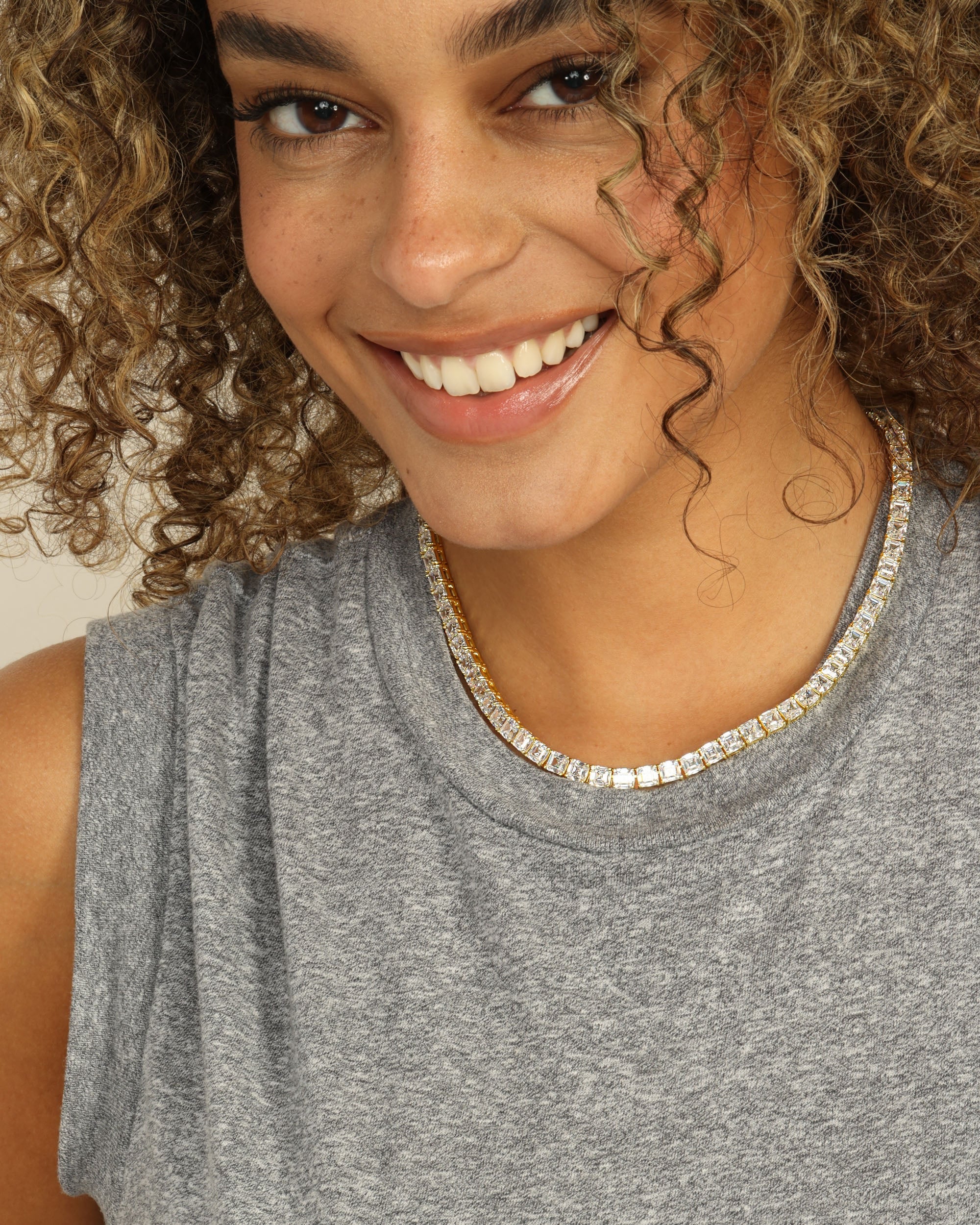 The Queen's Tennis Necklace 18'