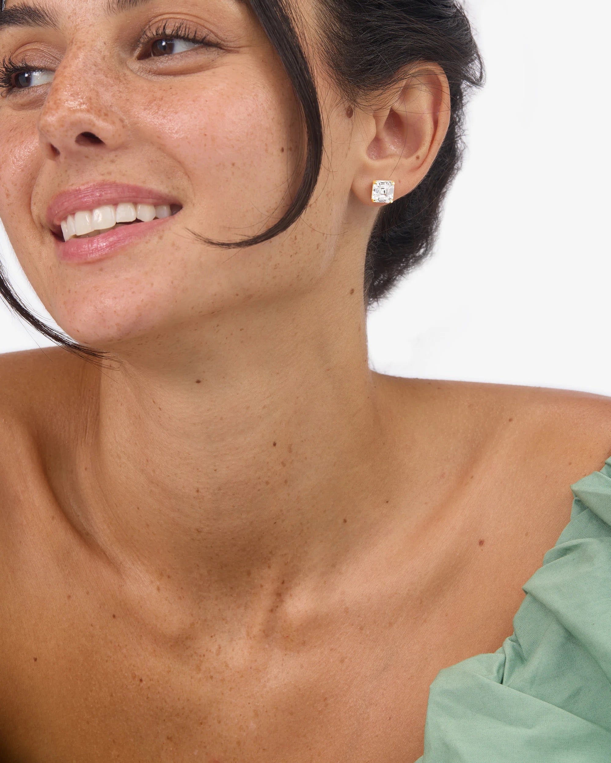 Queen's 8mm Studs