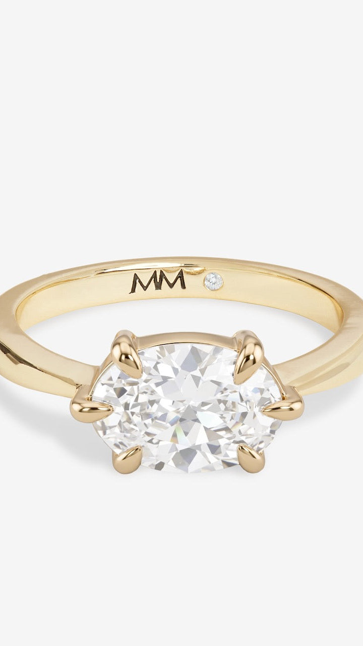 She's On Point Ring