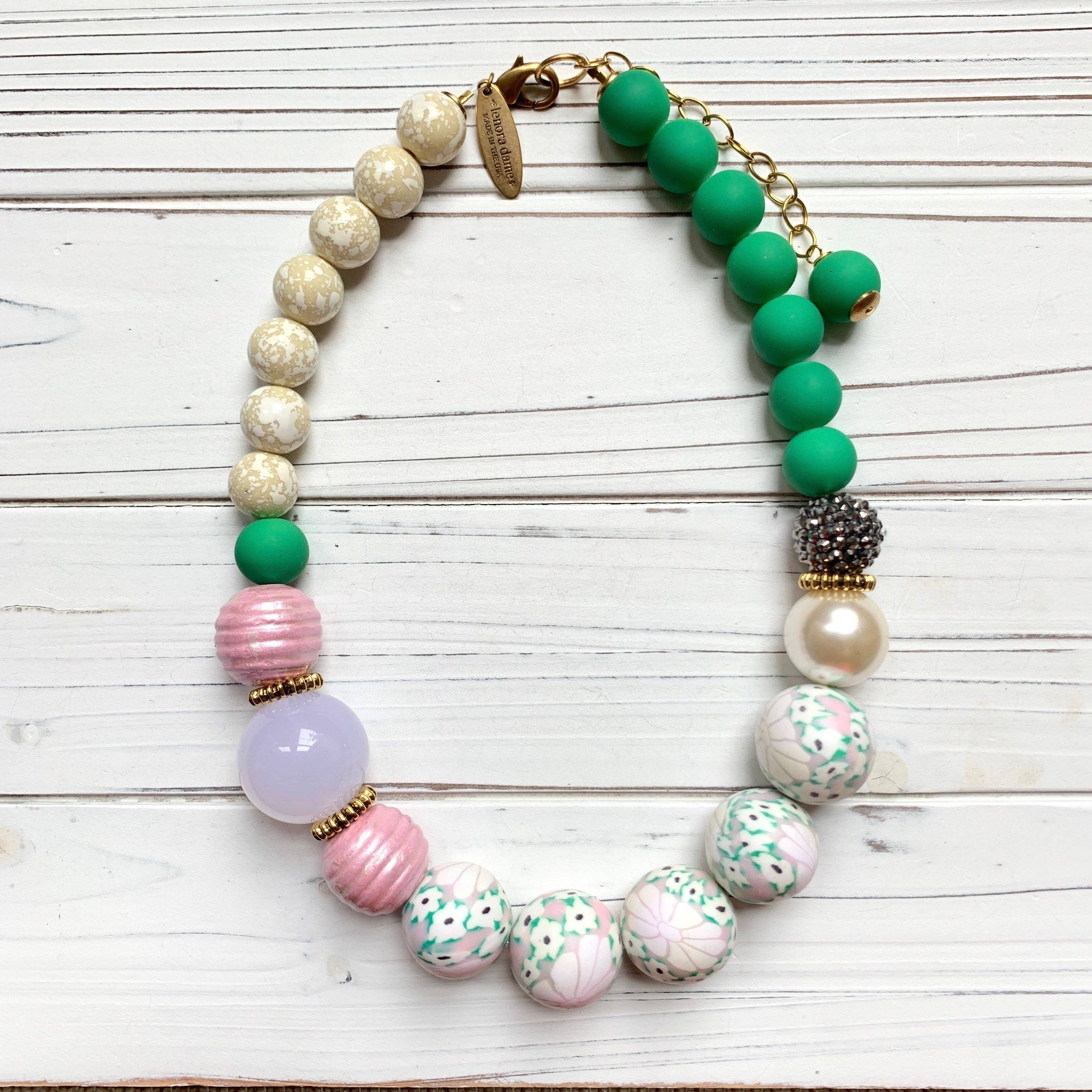 Sweet Pink and Green Queen Mum Beaded Necklace - The BLVD