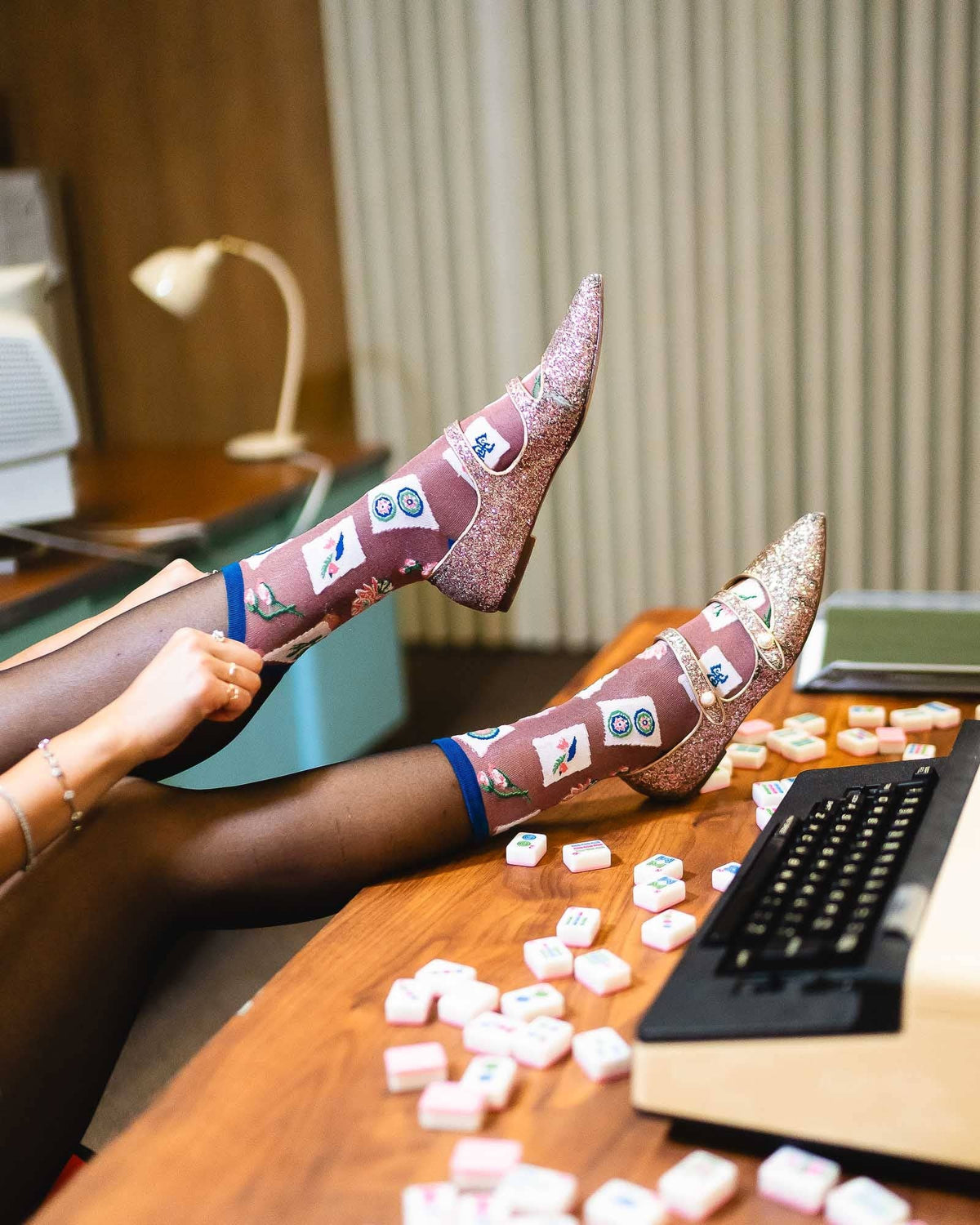 Mahjong Shimmer Sheer Crew Sock