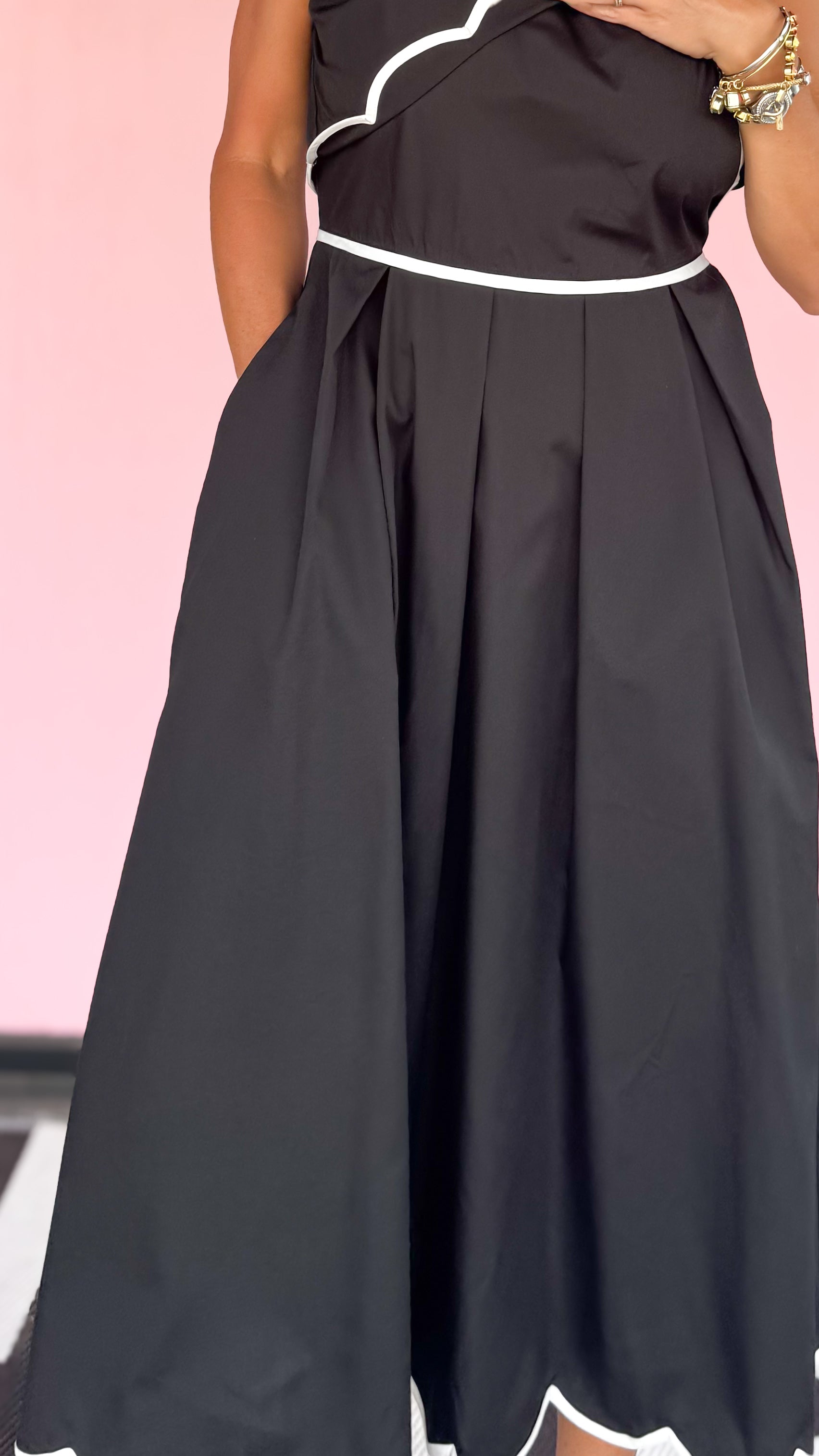 Scalloped Hem Midi Dress/Black - The BLVD