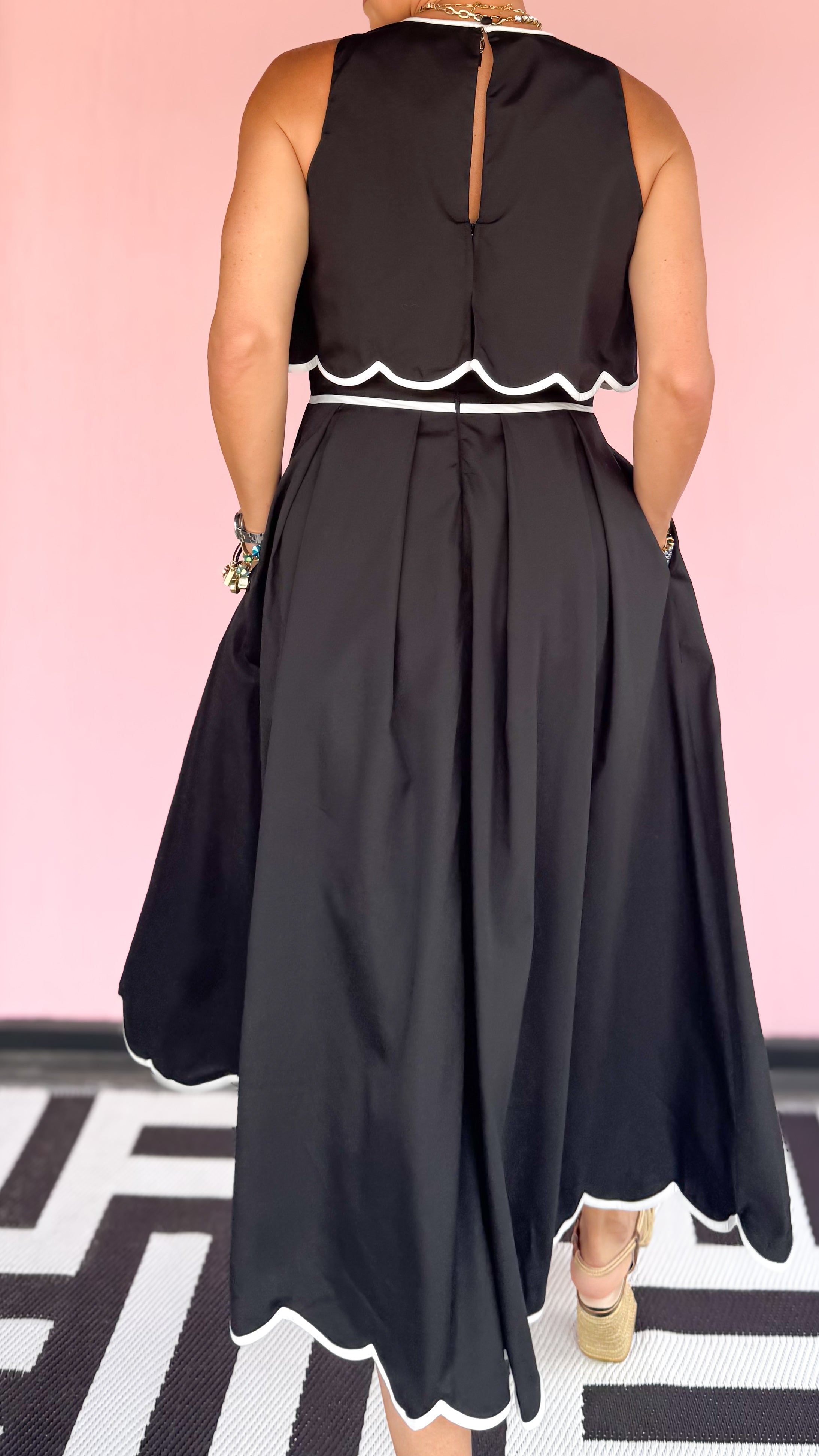 Scalloped Hem Midi Dress/Black - The BLVD