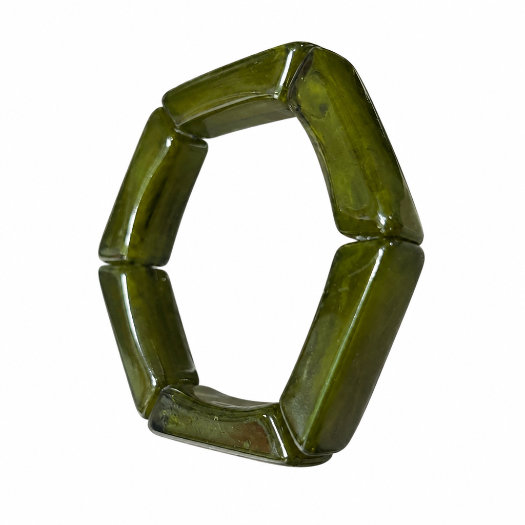 Chunky resin link stretch bracelet on white background, first view